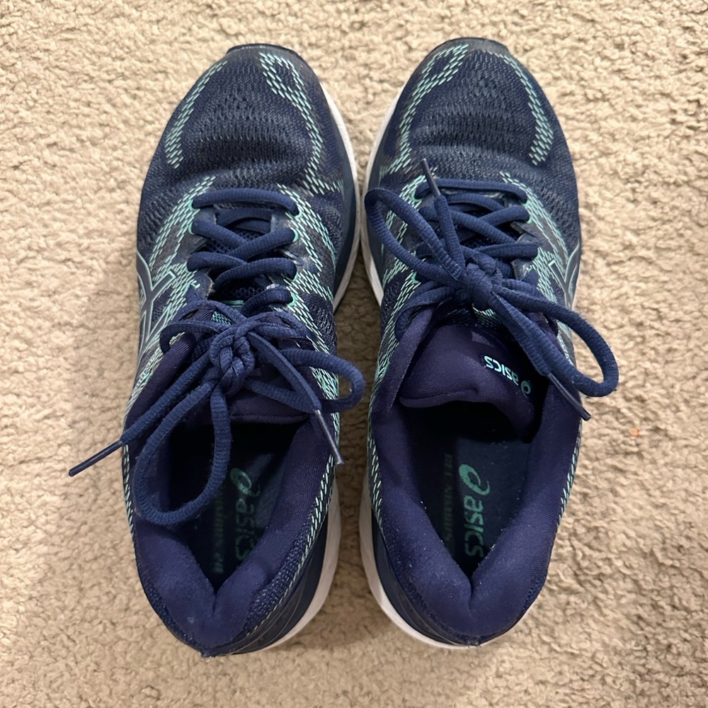 ASICS Running Shoes - Picture 2 of 5